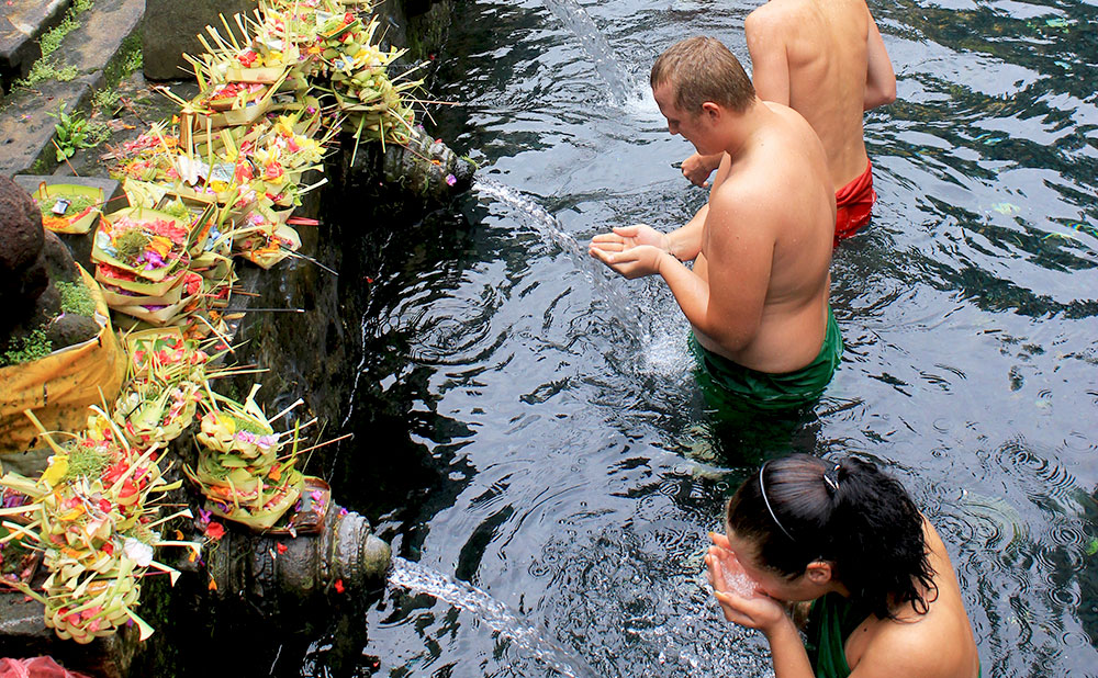 Melukat spiritual cleansing conducted by Bali Budaya.